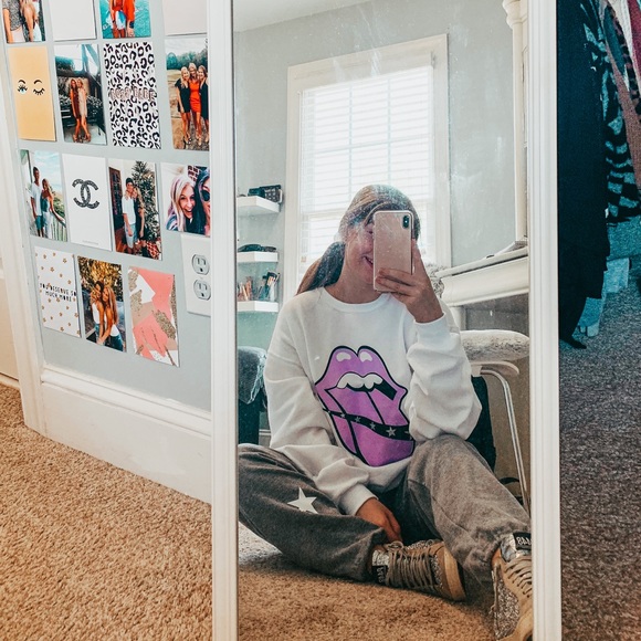 ⭐️⭐️NICOLE’S CLOSET⭐️⭐️ - Picture 5 of 7